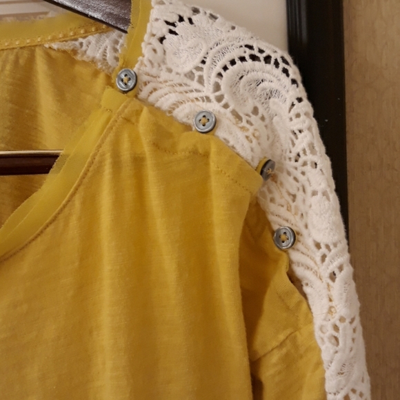 Anthropologie Little Yellow Button Shirt Size M - Picture 4 of 7